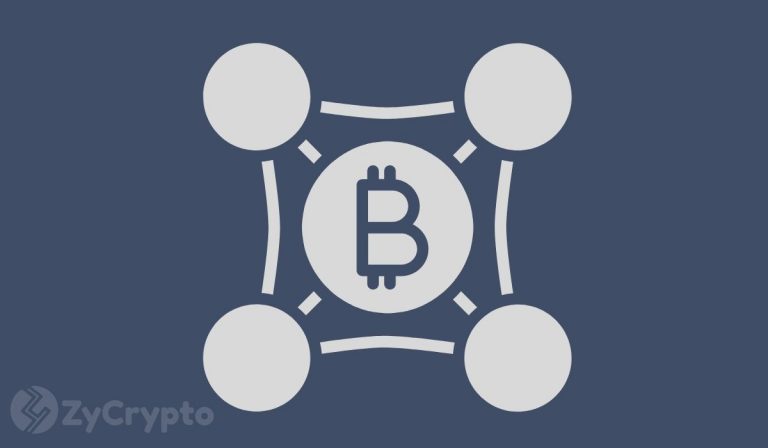 Bitcoin Slumps Below $9,000 to 2-Week Lows But A Bounce Might Be Underway
